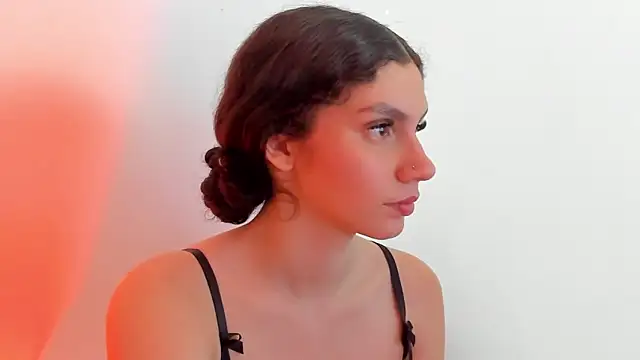 cloee20  online show from 22, 12, 2025