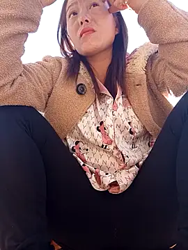 Snapshot of Lyly_sexyy chatting on 30, 11, 2025 Lyly sexyy online show from 30, 11, 2025