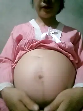 Snapshot of Micky_baby chatting on 3, 5, 2026 Micky baby online show from 3, 5, 2026
