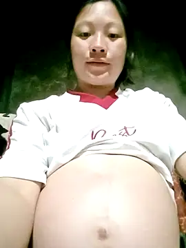Snapshot of Micky_baby chatting on 12, 5, 2026 Micky baby online show from 12, 5, 2026
