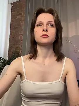 Shy Vivi online show from 7, 6, 2026
