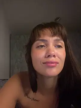 carolsapequinha online show from 17, 4, 2026