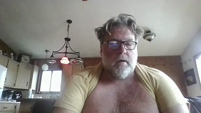 Snapshot of Joshc405 chatting on 6, 5, 2026 Joshc405 online show from 6, 5, 2026
