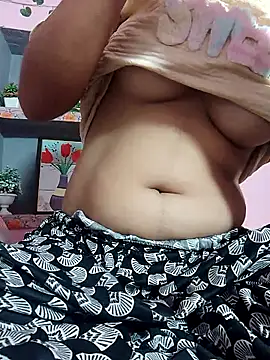 Snapshot of isha_sharma2002 chatting on 21, 7, 2026 isha sharma2002 online show from 21, 7, 2026