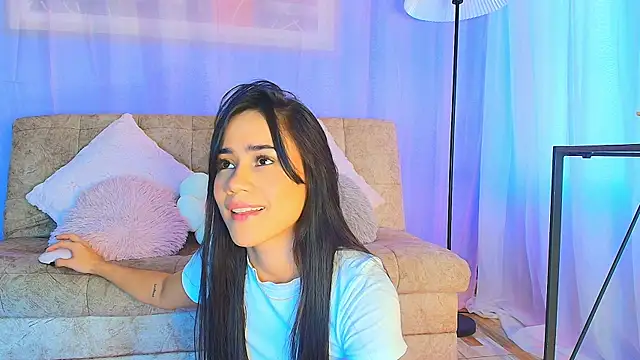 Snapshot of lizzy_kane chatting on 24, 5, 2026 lizzy kane online show from 24, 5, 2026