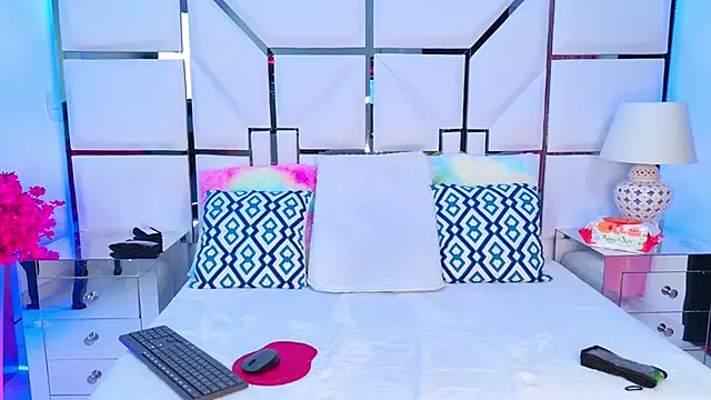 VeronicaSttar online show from 12, 2, 2026