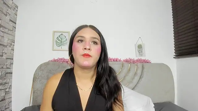 Tefanny hot online show from 3, 12, 2025