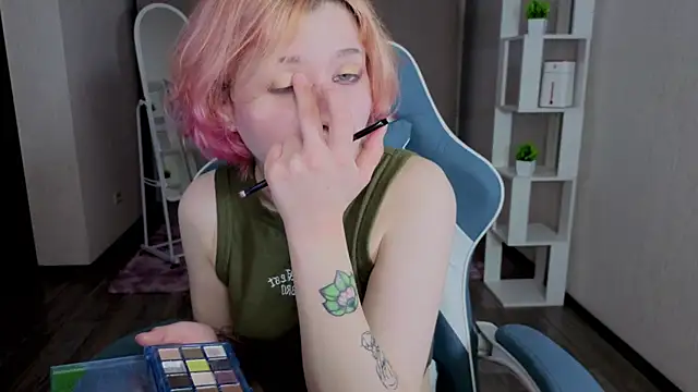 Snapshot of Kreks_frey chatting on 17, 11, 2025 Kreks frey online show from 17, 11, 2025