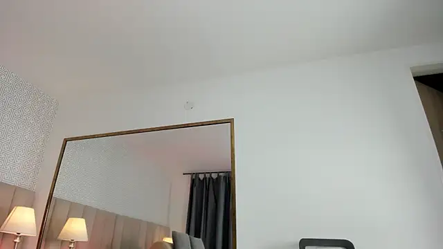 Sasha Wolff online show from 31, 3, 2026