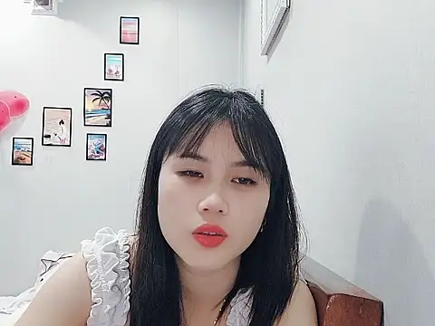 Snapshot of Kass8386 chatting on 14, 11, 2025 Kass8386 online show from 14, 11, 2025