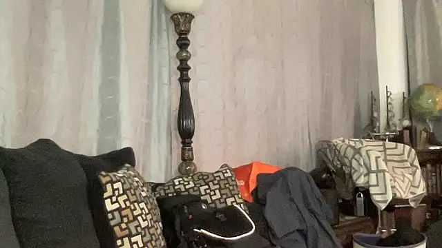 Snapshot of 8N0Make8Laik chatting on 18, 11, 2025 8N0Make8Laik online show from 18, 11, 2025