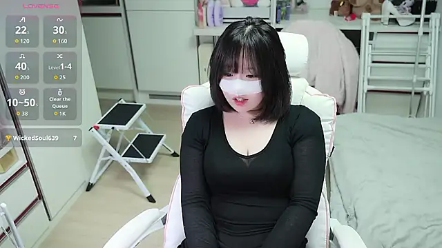 kimhyeona2005 online show from 18, 5, 2026