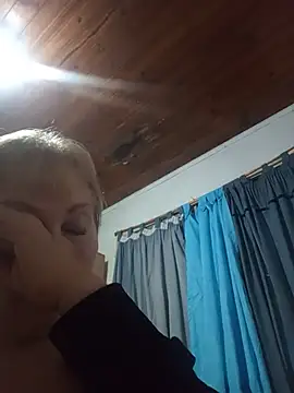 Snapshot of SexyMilf1211 chatting on 6, 6, 2026 SexyMilf1211 online show from 6, 6, 2026