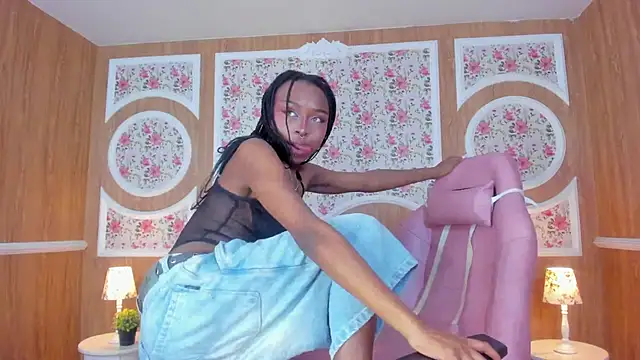 Midnight Bluee online show from 26, 11, 2025