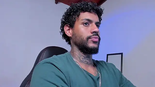 LuigiVitale 1 online show from 21, 3, 2026