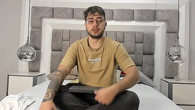 Ethan Greys online show from 24, 11, 2025