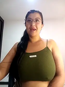 CelesteAlvarez1989 online show from 21, 4, 2026