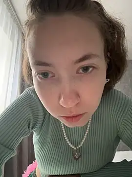 Holy Poly online show from 27, 11, 2025