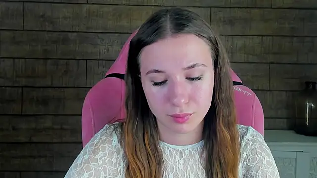 Snapshot of KristinaBellini chatting on 30, 11, 2025 KristinaBellini online show from 30, 11, 2025