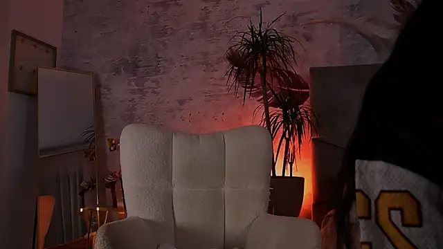 BriannaXmoon online show from 17, 2, 2026