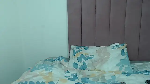 Snapshot of Mogheul_Slay chatting on 13, 12, 2025 Mogheul Slay online show from 13, 12, 2025