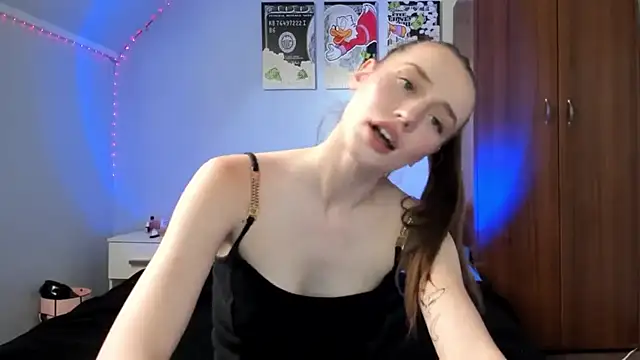 tinyglow online show from 12, 1, 2026