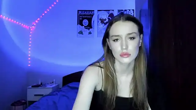 Snapshot of tinyglow chatting on 14, 2, 2026 tinyglow online show from 14, 2, 2026