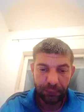 Snapshot of Motosz chatting on 16, 11, 2025 Motosz online show from 16, 11, 2025