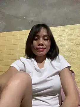 Trangbabylove online show from 10, 4, 2026