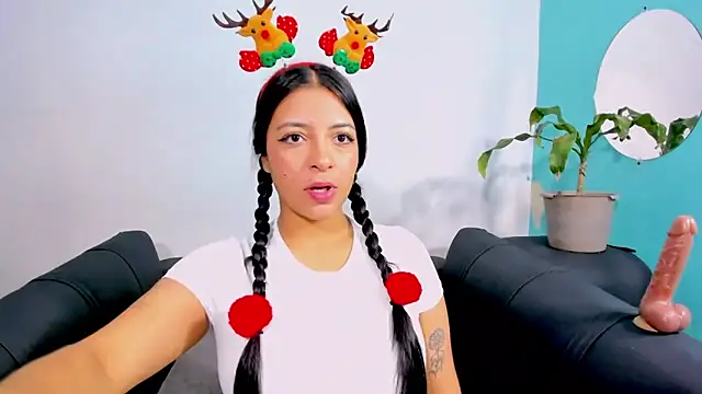 evelisse  online show from 19, 12, 2025