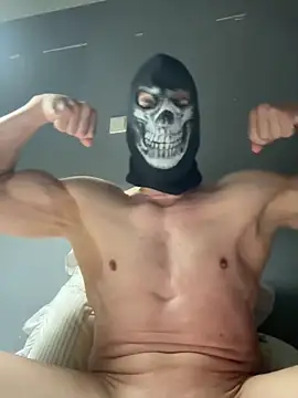 Luna MaskedMan online show from 22, 5, 2026