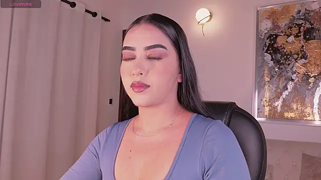 SophieLanne online show from 4, 6, 2026