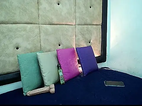 Snapshot of Lucidolls chatting on 22, 11, 2025 Lucidolls online show from 22, 11, 2025