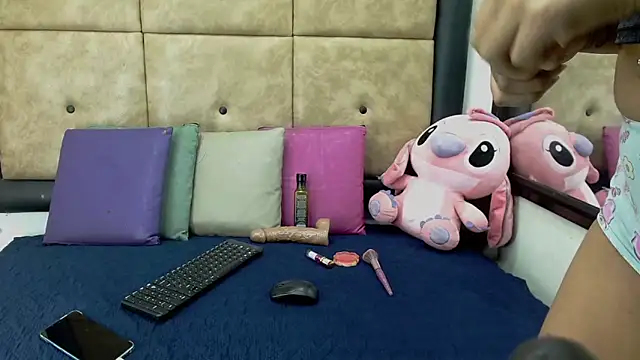 Snapshot of Lucidolls chatting on 28, 11, 2025 Lucidolls online show from 28, 11, 2025