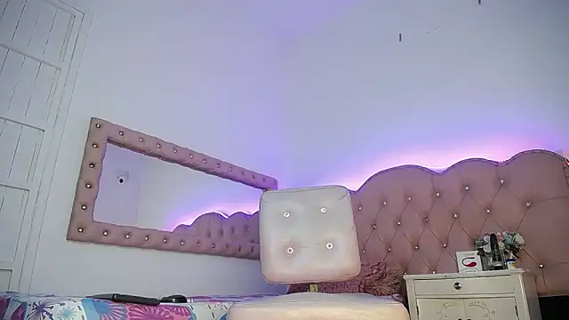 Sussan cooper online show from 21, 2, 2026