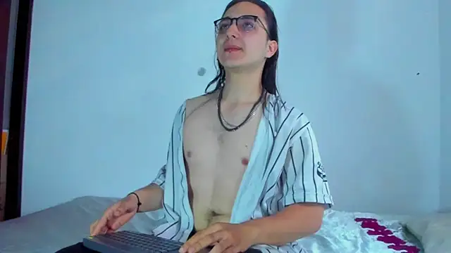 Snapshot of Amoneth_Xx chatting on 22, 11, 2025 Amoneth Xx online show from 22, 11, 2025