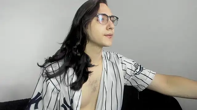 Snapshot of Amoneth_Xx chatting on 18, 12, 2025 Amoneth Xx online show from 18, 12, 2025