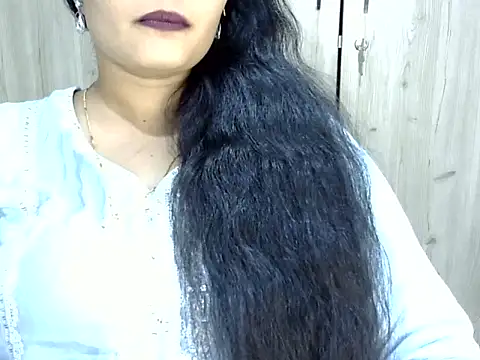 Snapshot of Muskan_Jha chatting on 5, 4, 2026 Muskan Jha online show from 5, 4, 2026