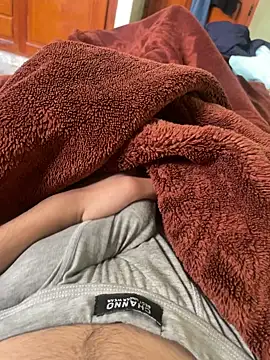 yassssst online show from 12, 4, 2026