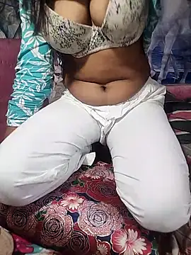 Snapshot of sexysushma1992 chatting on 13, 2, 2026 sexysushma1992 online show from 13, 2, 2026