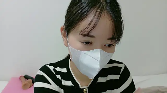 Snapshot of _sa_ra_ chatting on 4, 12, 2025 sa ra online show from 4, 12, 2025