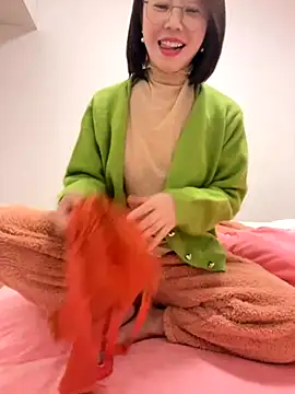 xiaoling2358 online show from 29, 11, 2025