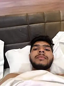 Snapshot of DesiAnita3693 chatting on 17, 11, 2025 DesiAnita3693 online show from 17, 11, 2025