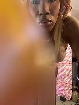 Motherbigbus online show from 4, 3, 2026