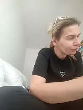 NaughtyClaudia  online show from 24, 2, 2026