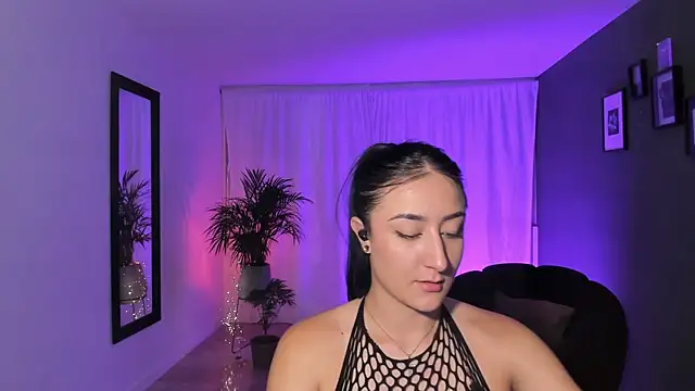 Snapshot of -Kennya chatting on 9, 7, 2026 -Kennya online show from 9, 7, 2026