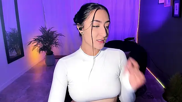 Snapshot of -Kennya chatting on 22, 7, 2026 -Kennya online show from 22, 7, 2026