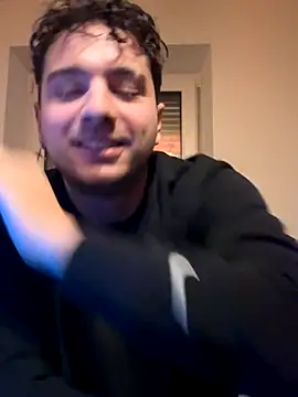 Snapshot of lukassmiile chatting on 16, 11, 2025 lukassmiile online show from 16, 11, 2025