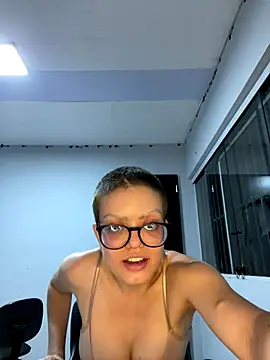 Snapshot of cantora chatting on 16, 11, 2025 cantora online show from 16, 11, 2025