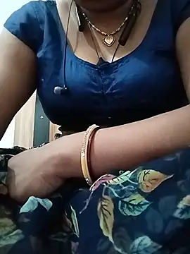 Snapshot of Menka_cut34 chatting on 7, 6, 2026 Menka cut34 online show from 7, 6, 2026